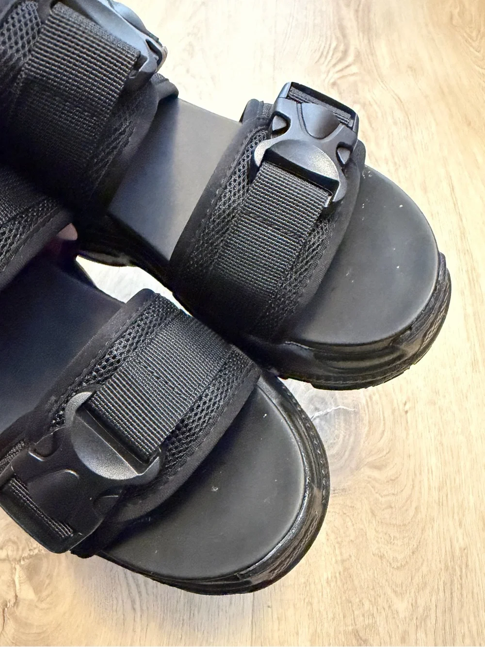 Anthony Wang Peach 02 Platform Sandals - Black